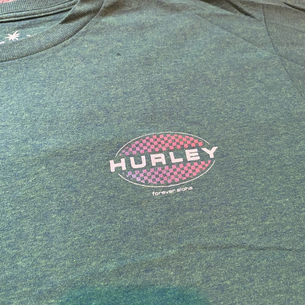 Hurley T Collection - Picture 11 of 13